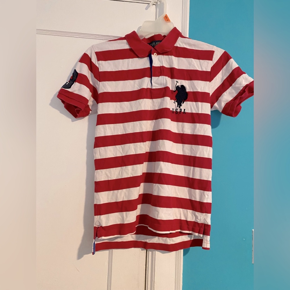 Polo assn short-sleeved shirt for men color red white size S good condition